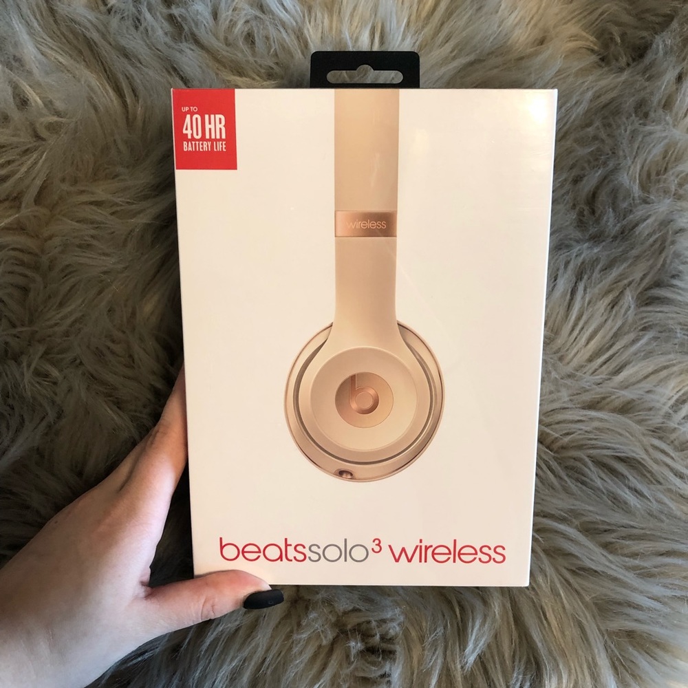 RARE BEATS SOLO 3 WIRELESS